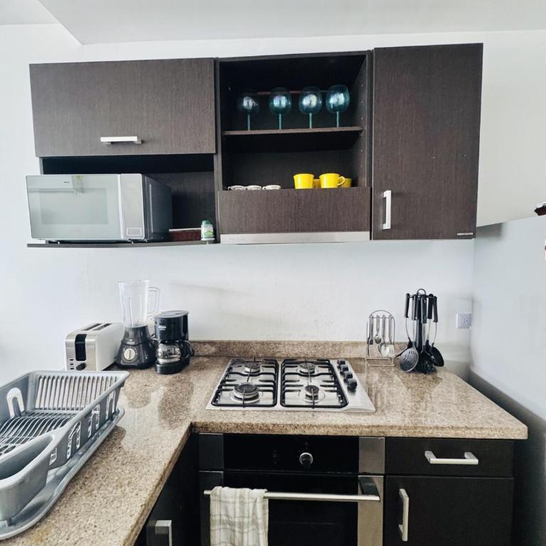 Beachfront Condo, infinitypool, gym, 5m Citywall - Apartamento de 2 dormitorios con vistas al mar - 2