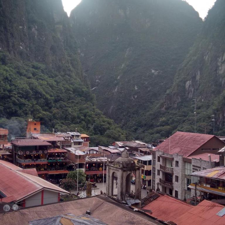 Hostal Vista Waynapata 123 - Single Room with Mountain View - 9