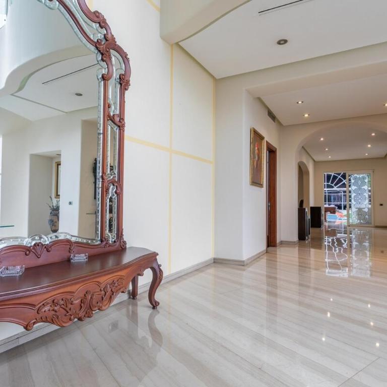 Armored luxury PH, Jacuzzis, Pool, Butler & Art - Apartment - 13