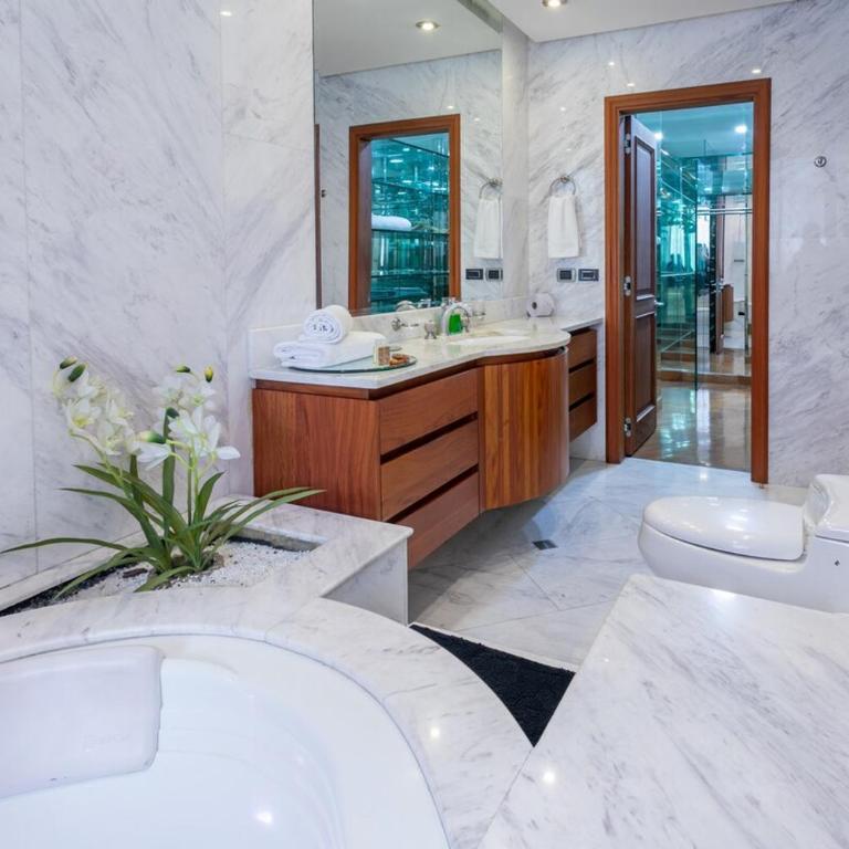 Armored luxury PH, Jacuzzis, Pool, Butler & Art - Apartment - 15
