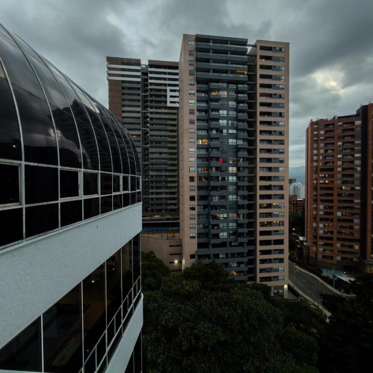 Armored luxury PH, Jacuzzis, Pool, Butler & Art - Apartment - 18