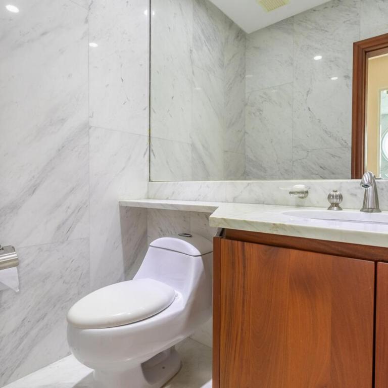 Armored luxury PH, Jacuzzis, Pool, Butler & Art - Apartment - 40