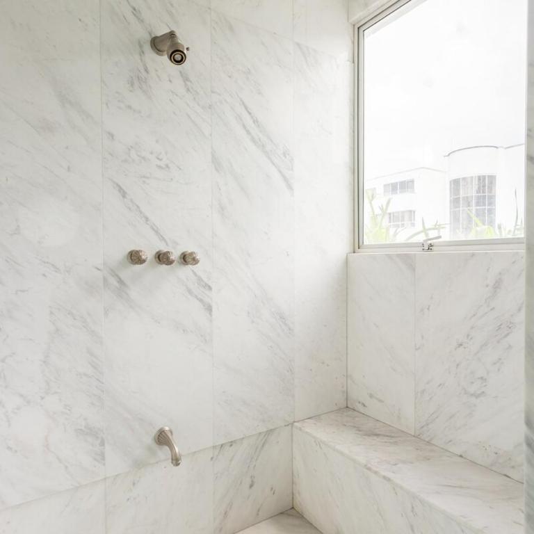 Armored luxury PH, Jacuzzis, Pool, Butler & Art - Apartment - 54