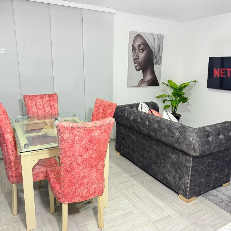 Apartamento Gold - Three-Bedroom Apartment - 1