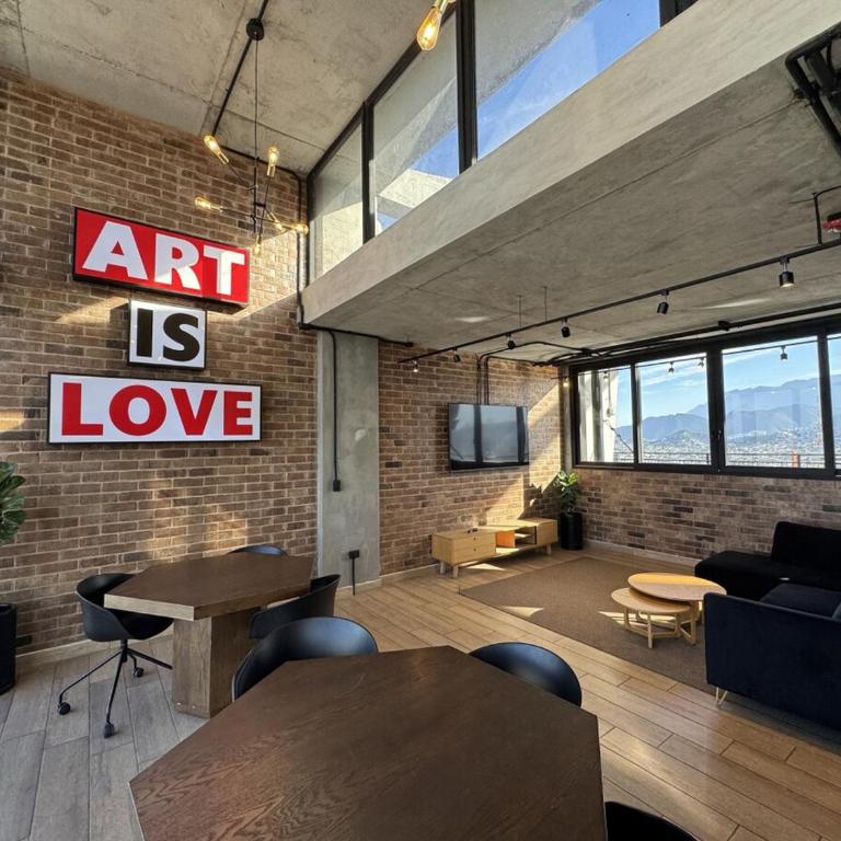Loft Céntrico con Piscina, Gym y Vistas - One-Bedroom Apartment with City View - 43