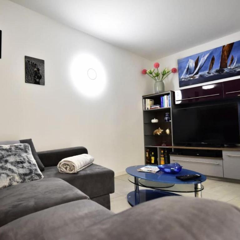 Résidence 3p Avec Terrasse Et Piscine Au Coeur Du Palm Beach - 3P avec terrasse et piscine au coeur du Palm Beach MAE-1593 - Appartement - 4