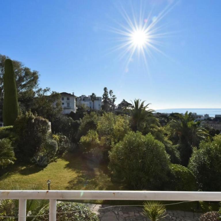 Résidence 2p Avec Terrasse, Vue Mer, Piscine Et Parking - 2P avec terrasse, vue mer, piscine et parking MAE-1723 - Appartement - 3