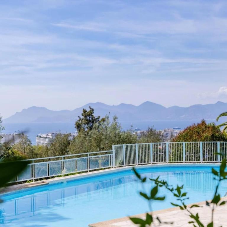 Résidence 2p Avec Terrasse, Vue Mer, Piscine Et Parking - 2P avec terrasse, vue mer, piscine et parking MAE-1723 - Appartement - 4