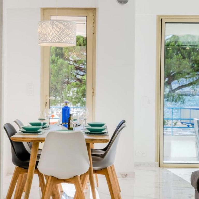 Résidence 90m2 Sur La Croisette Avec Terrasse & Vue Mer - 90m2 sur la Croisette avec terrasse & vue mer MAE-1963 - Appartement - 13