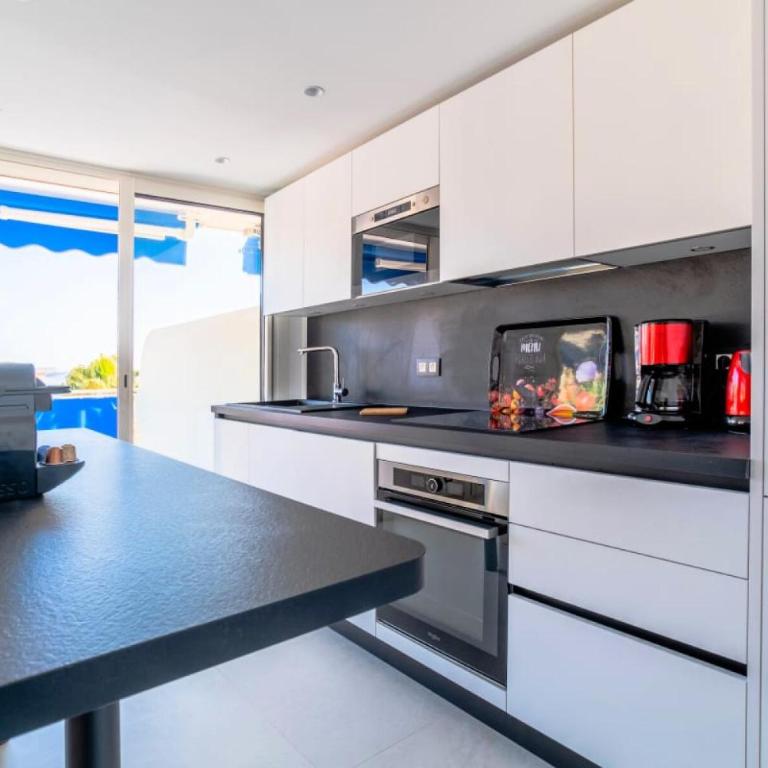 Résidence 2p Avec Terrasse Vue Mer & Parking, 2min Des Plages - 2P avec terrasse vue mer & parking, 2min des plages MAE-2063 - Appartement - 7