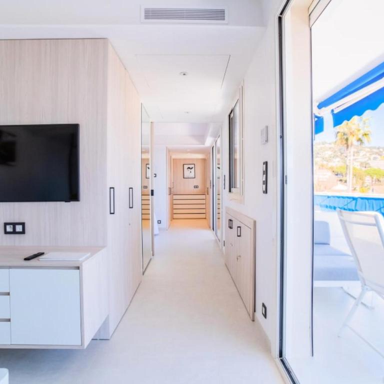 Résidence 2p Avec Terrasse Vue Mer & Parking, 2min Des Plages - 2P avec terrasse vue mer & parking, 2min des plages MAE-2063 - Appartement - 12