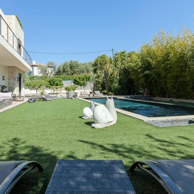Résidence Villa En Domaine Privé Avec Piscine Chauffée - Villa en domaine privé avec piscine chauffée MAE-2023 - Maison de Vacances - 30
