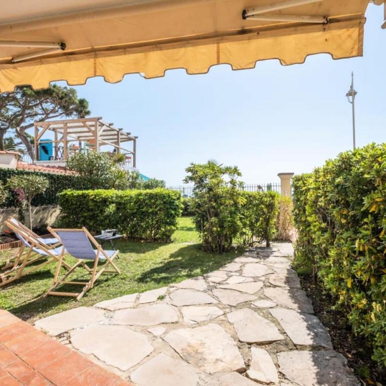 Résidence Rare ! Superbe 3 Pièces Avec Jardin Face à La Mer - RARE ! Superbe 3 pièces avec jardin face à la mer MAE-2143 - Appartement - 3
