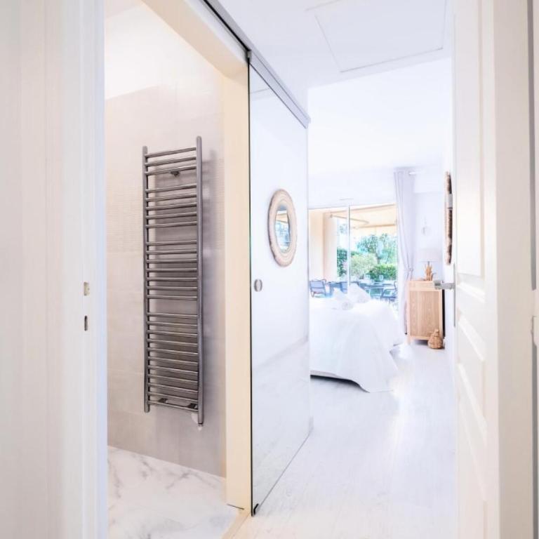 Résidence Rare ! Superbe 3 Pièces Avec Jardin Face à La Mer - RARE ! Superbe 3 pièces avec jardin face à la mer MAE-2143 - Appartement - 23
