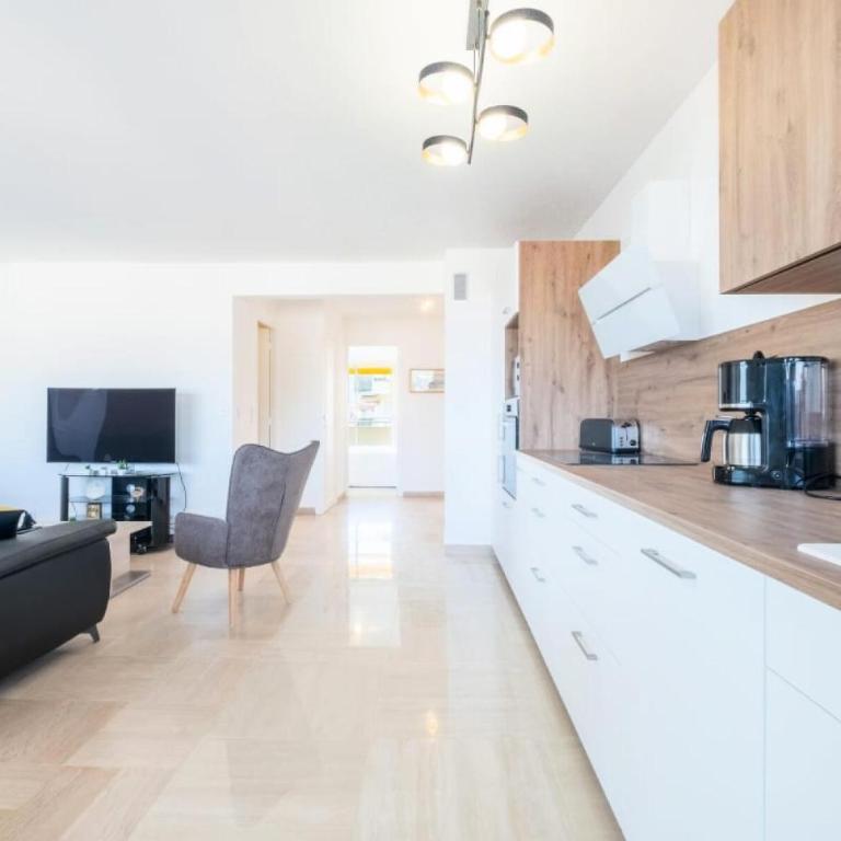 Résidence 4p Proche Hyper Centre, Vue Mer, Parking - 4P proche hyper centre, vue mer, parking MAE-2153 - Appartement - 3