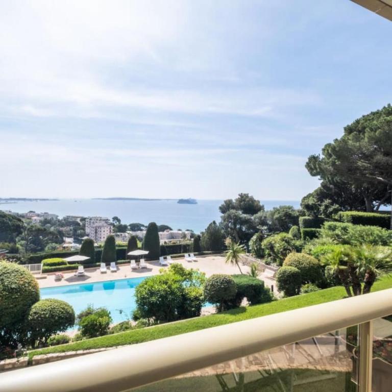 Résidence 3p, Terrasse Aménagée, Piscine, Vue Sur Les îles - 3P, terrasse aménagée, piscine, vue sur les îles MAE-2193 - Appartement - 2