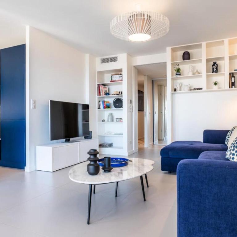 Résidence 4 Pièces Vue Mer, Terrasse Et Parking - 4 pièces vue mer, terrasse et parking MAE-2573 - Appartement - 5