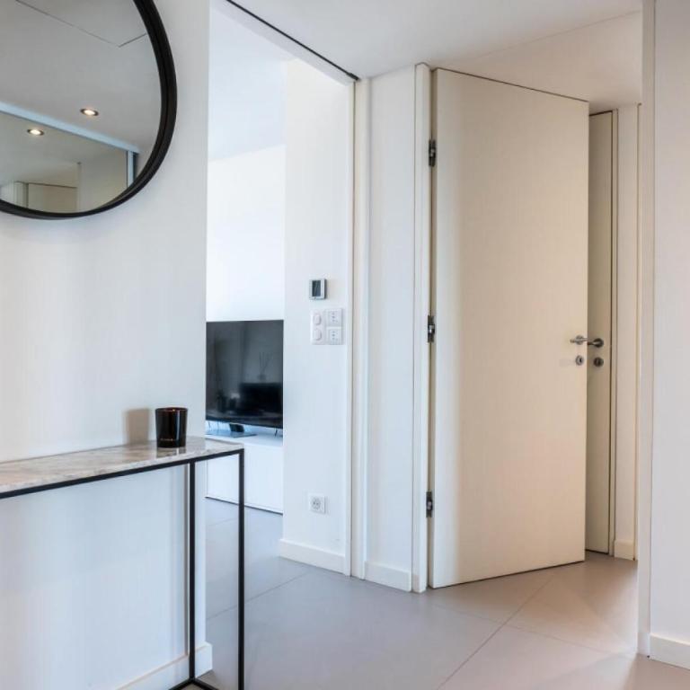 Résidence 4 Pièces Vue Mer, Terrasse Et Parking - 4 pièces vue mer, terrasse et parking MAE-2573 - Appartement - 18
