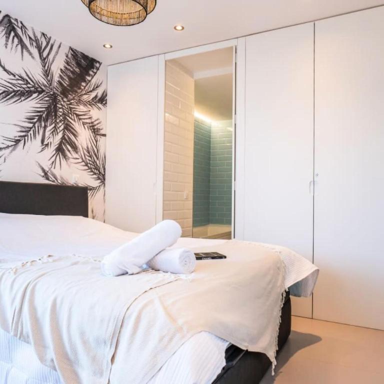 Résidence 4 Pièces Vue Mer, Terrasse Et Parking - 4 pièces vue mer, terrasse et parking MAE-2573 - Appartement - 21