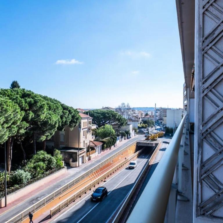 Résidence 4 Pièces Vue Mer, Terrasse Et Parking - 4 pièces vue mer, terrasse et parking MAE-2573 - Appartement - 25