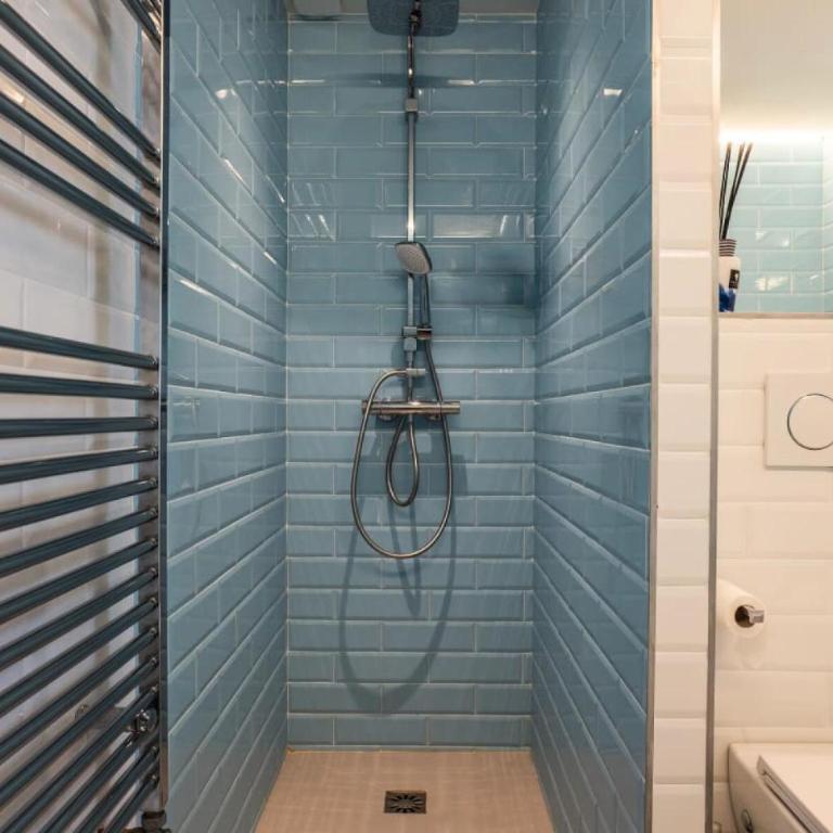 Résidence 4 Pièces Vue Mer, Terrasse Et Parking - 4 pièces vue mer, terrasse et parking MAE-2573 - Appartement - 30