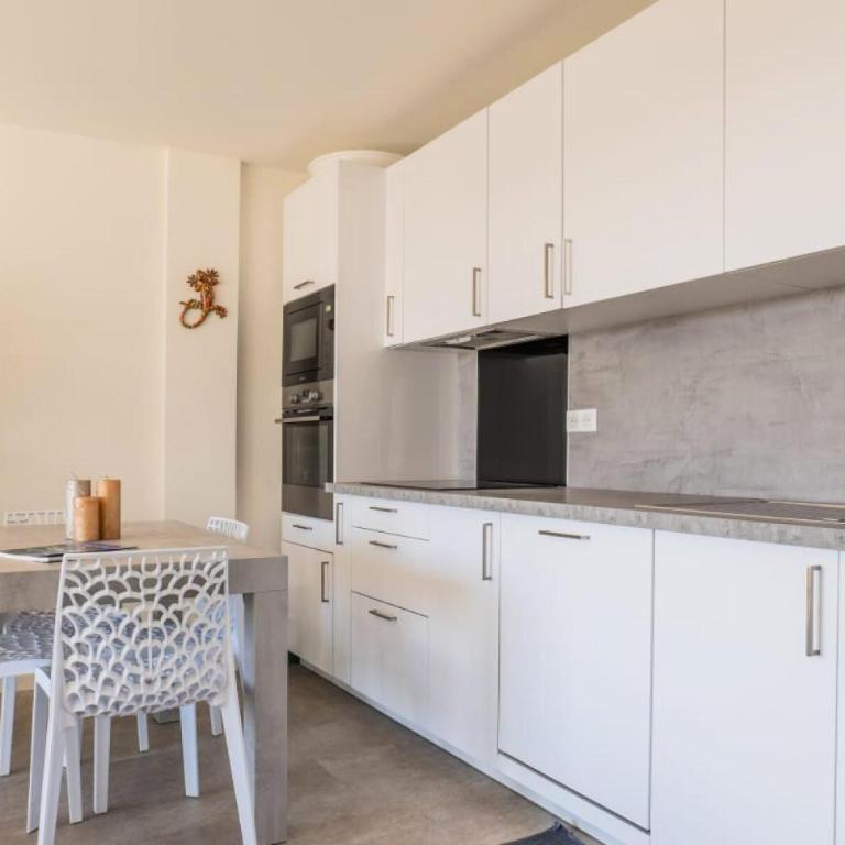 Résidence 4p Avec Terrasse Vue Mer à Deux Pas Des Plages - 4P avec terrasse vue mer à deux pas des plages MAE-2593 - Appartement - 3