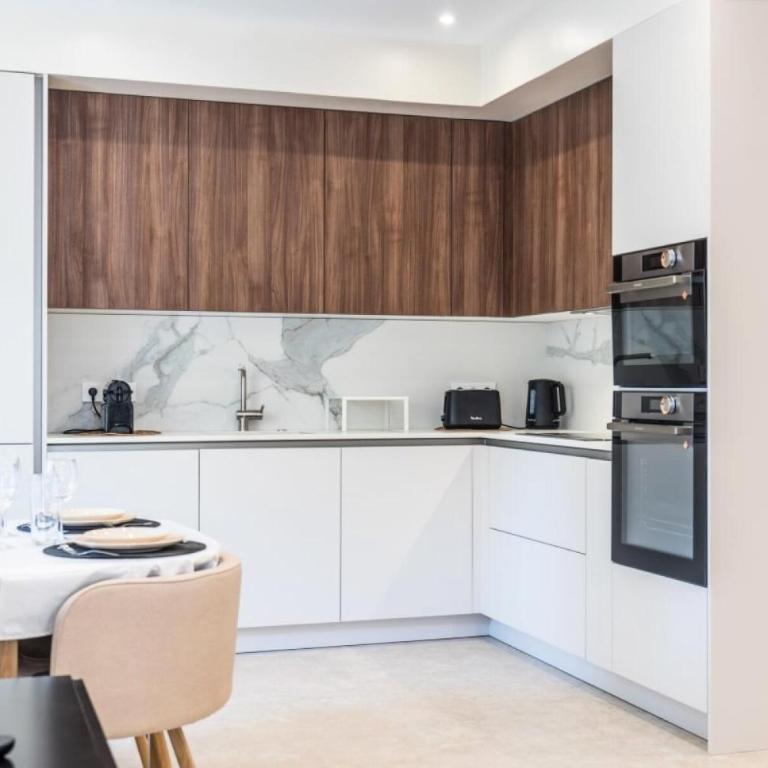Résidence Rare ! Rez-de-jardin 10 Minutes à Pied Du Centre - RARE ! Rez-de-jardin 10 minutes à pied du centre MAE-2413 - Appartement - 5