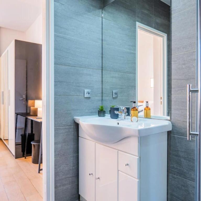 Résidence 3p Haut-de-gamme à 200m Des Plages Croisette - 3p haut-de-gamme à 200m des plages Croisette MAE-2453 - Appartement - 6