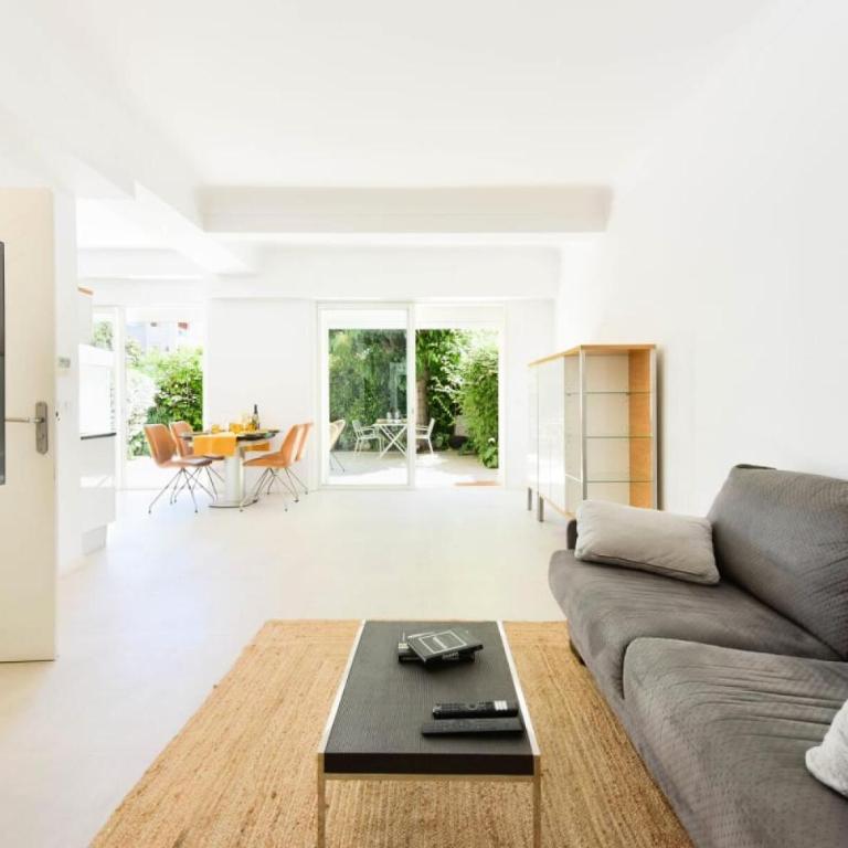 Résidence Rez-de-jardin, Plages à Pied Et Garage - Rez-de-jardin, plages à pied et garage MAE-2723 - Appartement - 1