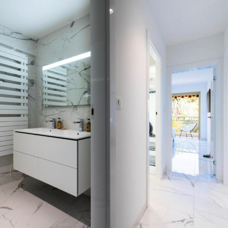 Résidence Spacieux 3p En Résidence Avec Piscine - Spacieux 3P en Résidence avec Piscine MAE-3033 - Appartement - 30