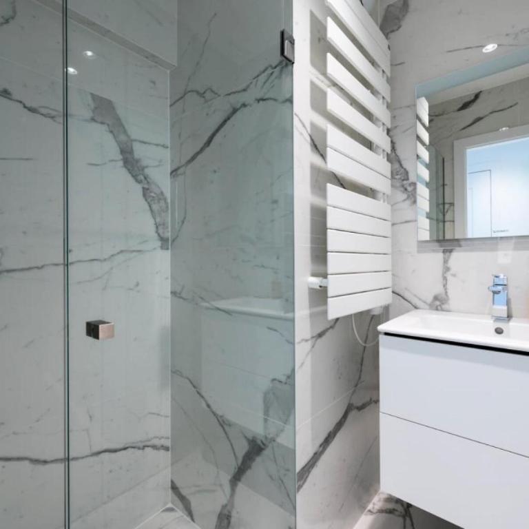 Résidence Spacieux 3p En Résidence Avec Piscine - Spacieux 3P en Résidence avec Piscine MAE-3033 - Appartement - 42