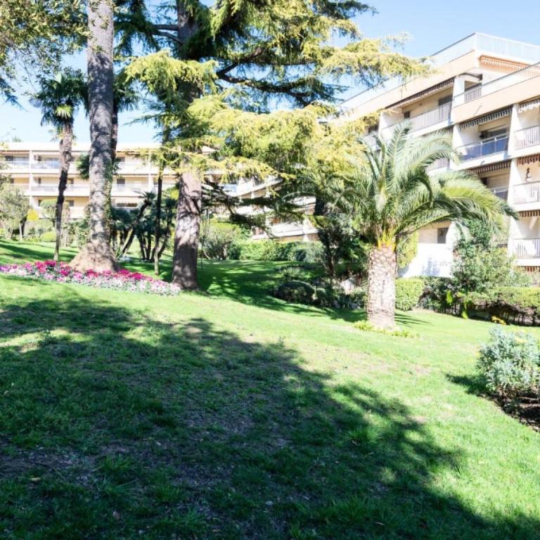 Résidence Spacieux 3p En Résidence Avec Piscine - Spacieux 3P en Résidence avec Piscine MAE-3033 - Appartement - 56