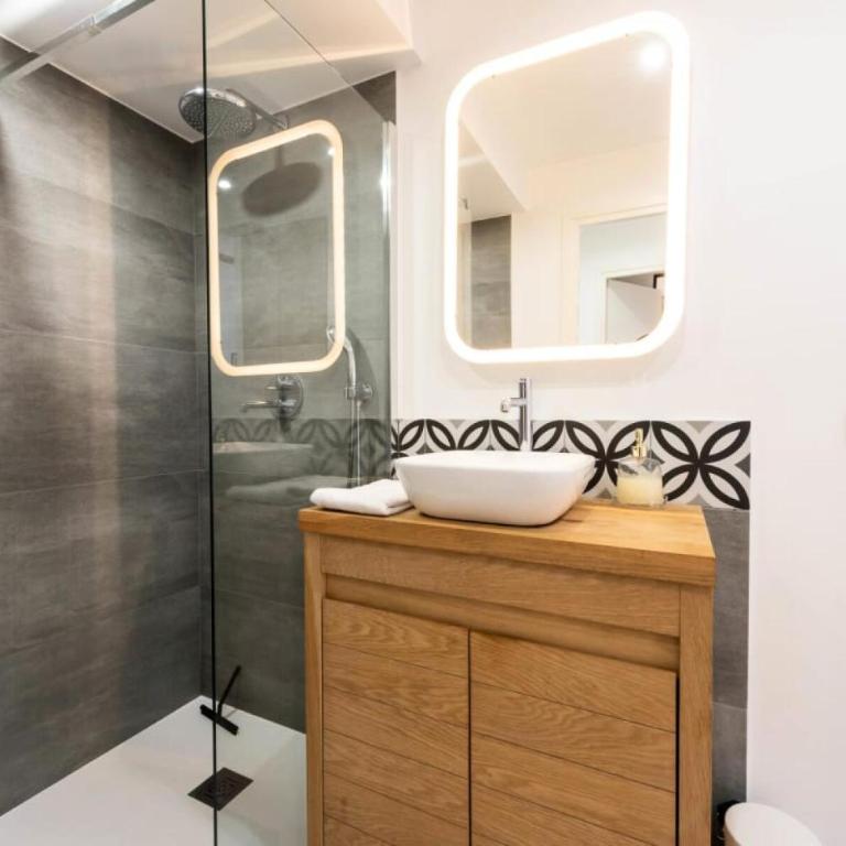 Résidence 3p Centre Cannes Suquet - 3P Centre Cannes Suquet MAE-2903 - Appartement - 18