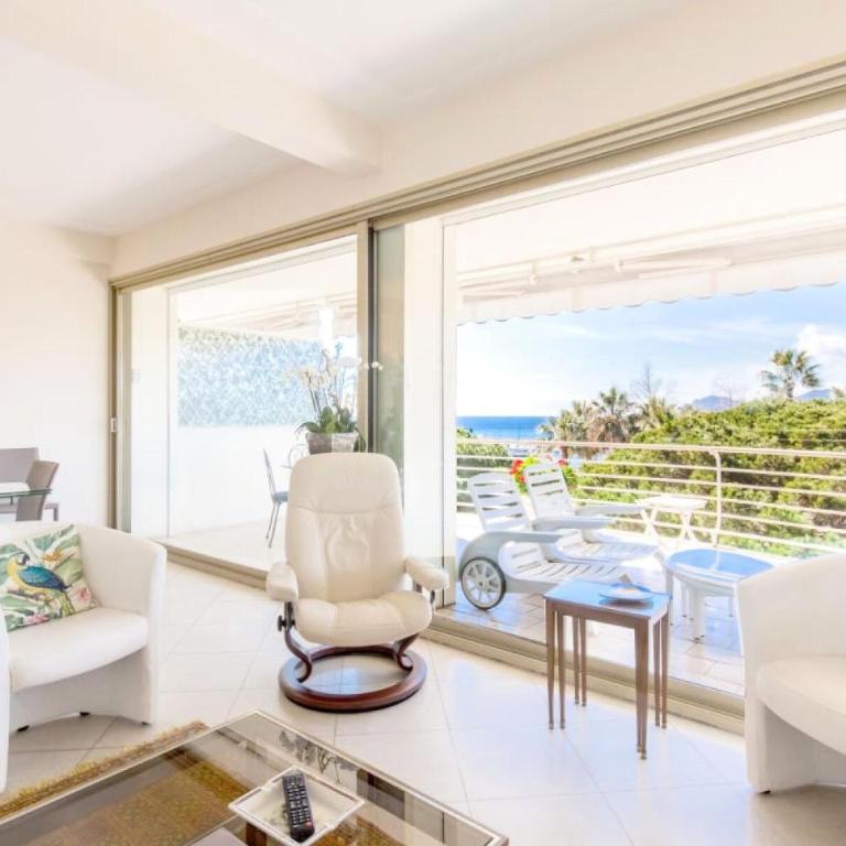Résidence Vue Mer 95m2 Grande Terrasse Cannes Croisette. - Vue mer 95m2 Grande Terrasse Cannes Croisette. MAE-3003 - Appartement - 4