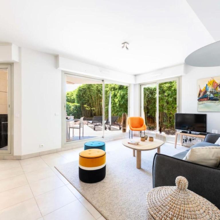 Résidence 2p Rez-de-jardin Avec Piscine – Calme, Parking Privé - 2P Rez-de-jardin avec piscine – Calme, Parking privé MAE-2133 - Appartement - 5