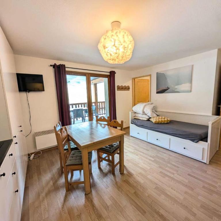 Résidence Neige Et Golf - En front de neige pour ce joli studio avec grande terrasse MAE-8614 - Studio - 1