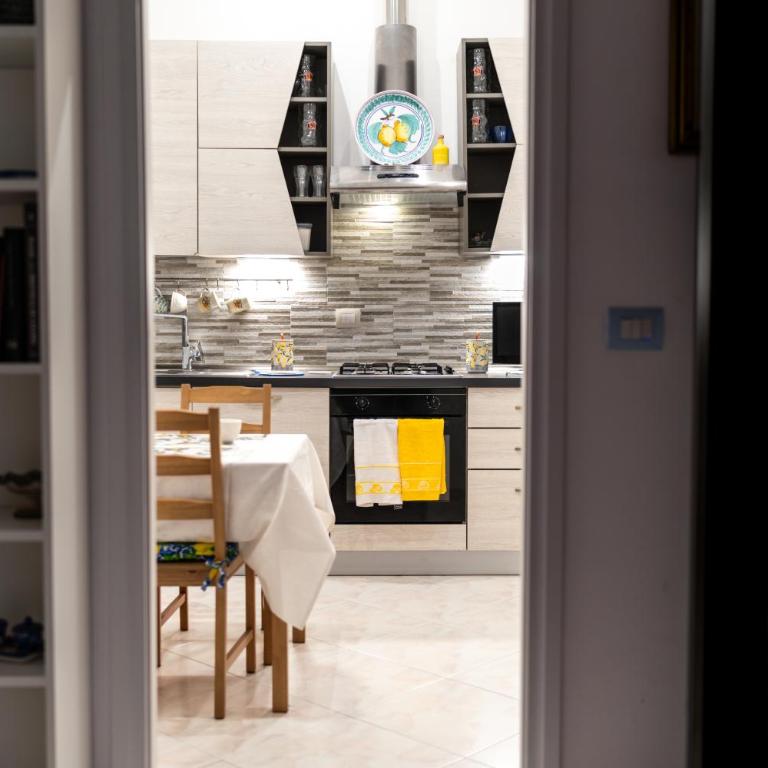 Casa del Limone Lemonhousect - Double Room with Private External Bathroom - 12