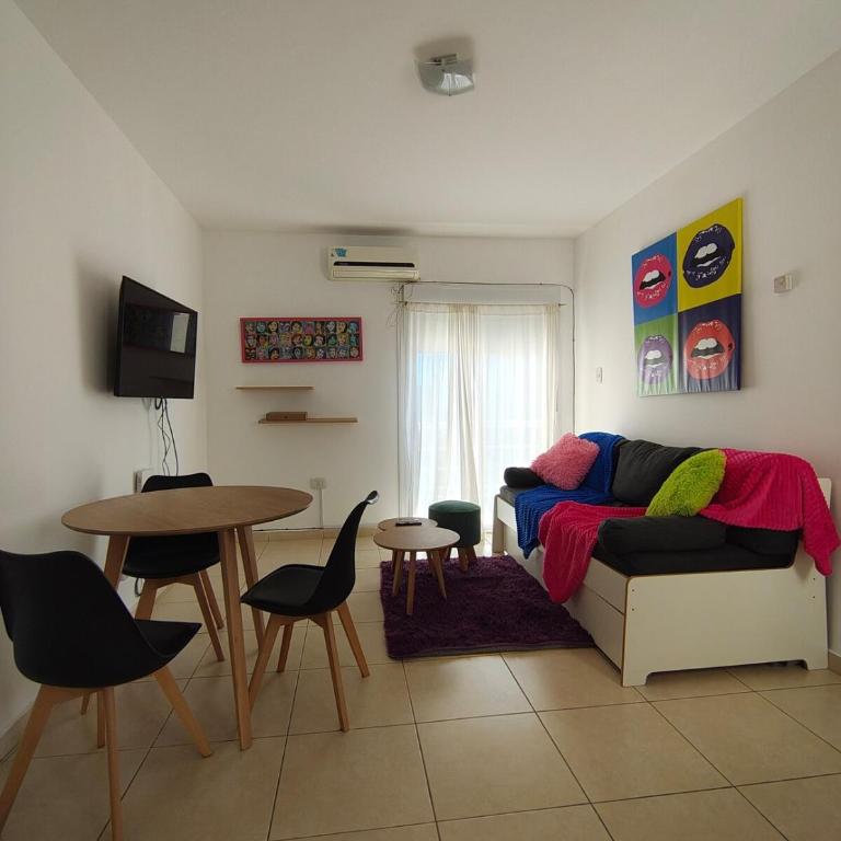 Departamento Céntrico, Moderno y Pop en Bahía Blanca - One-Bedroom Apartment - 5