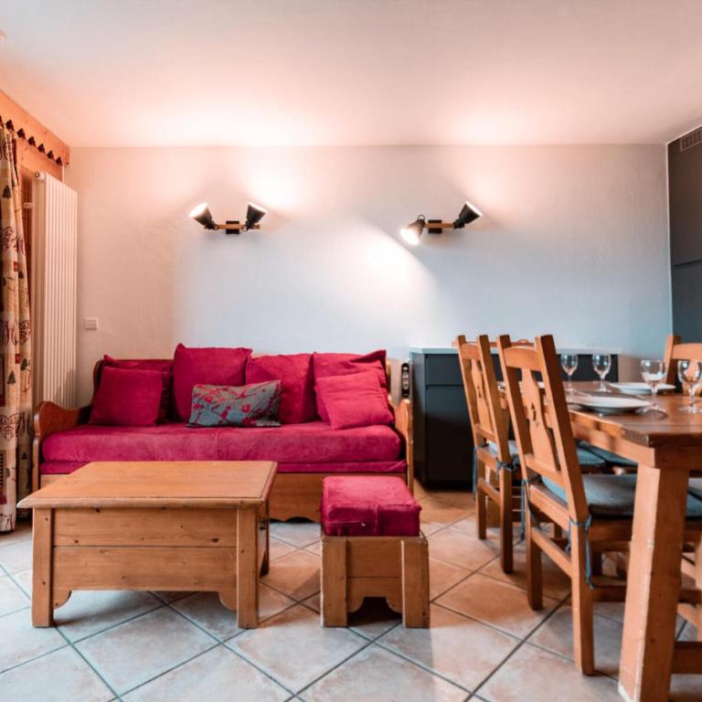 Résidence Roselend - Charmant appartement de 3 pièces situé dans une résidence au village du Chantel, proche des pistes et avec piscine. MAE-2474 - Appartement - 2