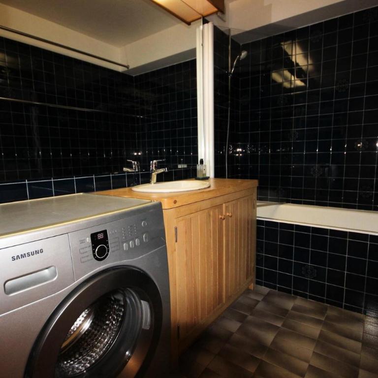 Résidence Les Brimbelles - Appartement 2 pièces pour 4 personnes situé dans le centre de Méribel proche des commerces et des pistes de ski MAE-1684 - Appartement - 8