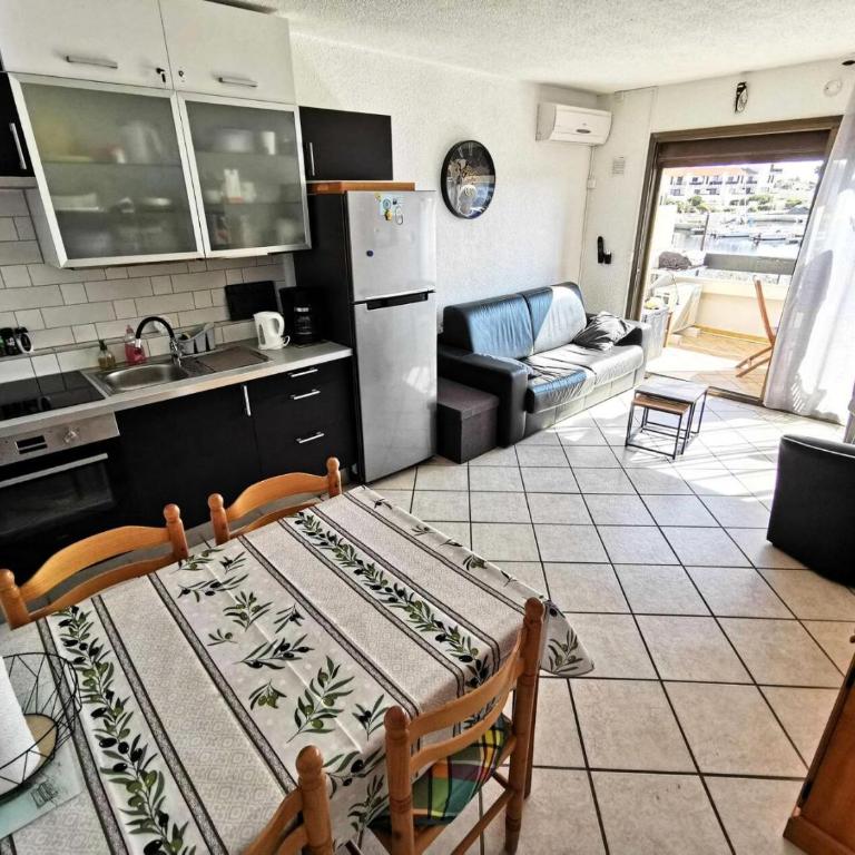 Résidence Palmyra - Appartement deux pièces, 4 couchages, LE BARCARES. Réf: 9PALM_140 MAE-3393 - Apartment - 7