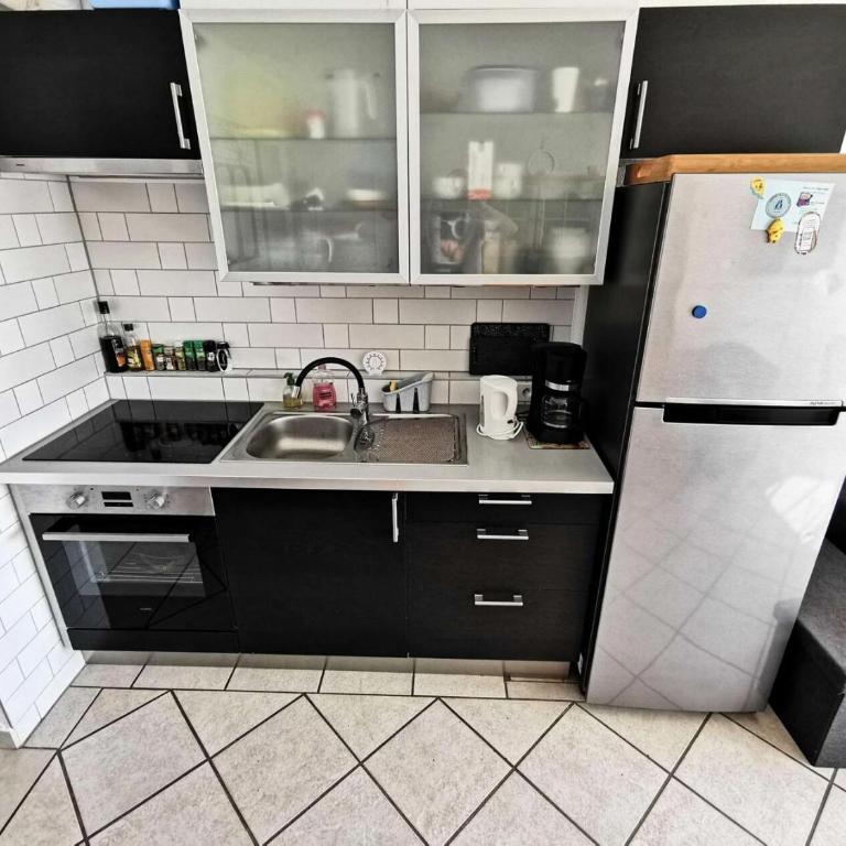 Résidence Palmyra - Appartement deux pièces, 4 couchages, LE BARCARES. Réf: 9PALM_140 MAE-3393 - Apartment - 12