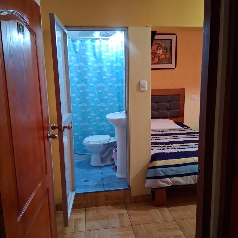 Hostal Kuntur Cusco - Habitación Triple con baño privado - 1