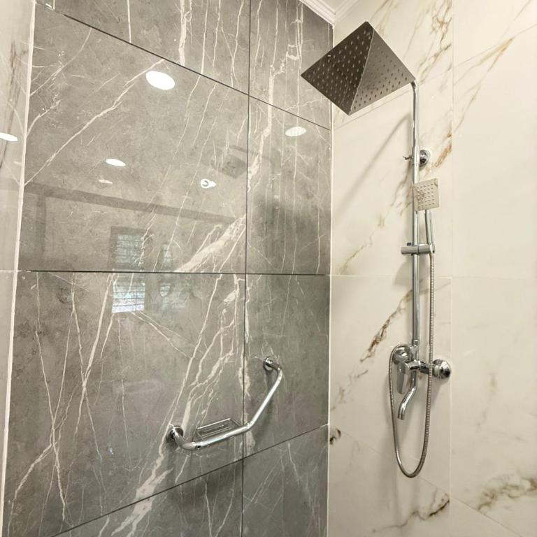 Yvytu Rent Suites - One-Bedroom Apartment - 6