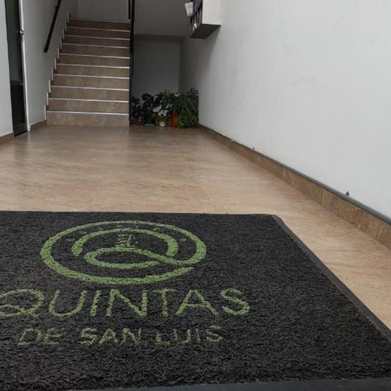 Apartamento en Las Quintas Cerca de Centros Comerciales, WiFi y Parqueadero - Apartamento de 3 dormitorios - 27