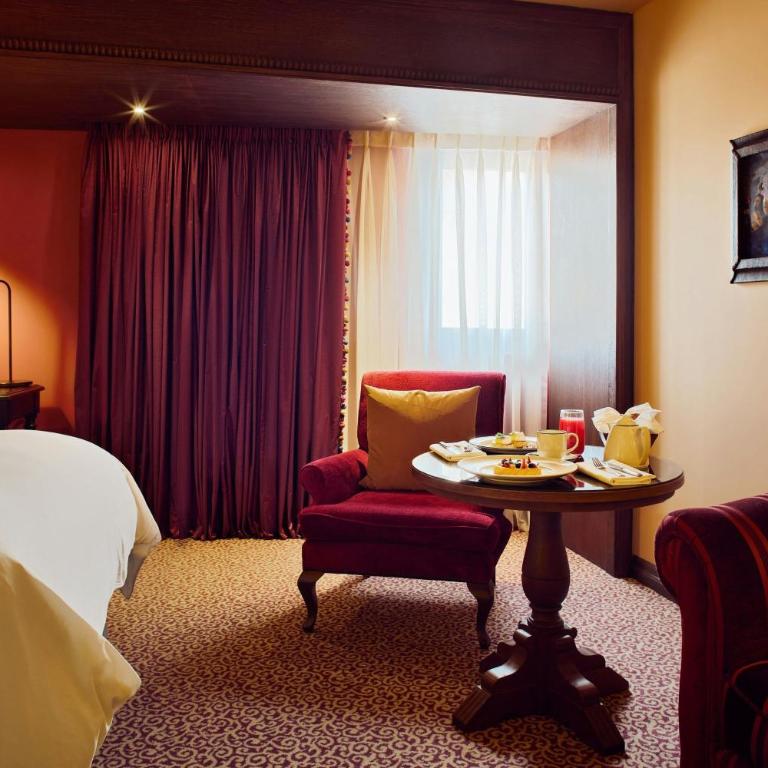 Palacio del Inka, a Luxury Collection Hotel, Cusco - Family Deluxe, Guest room, 3 Double - 6