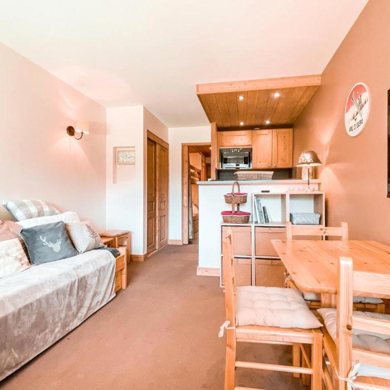 Résidence Saint Michel - Charmant appartement 2 pièces 6 personnes au calme avec garage, offrant une vue sur les montagnes, proche des pistes, dans le qu MAE-6743 - Apartment - 2