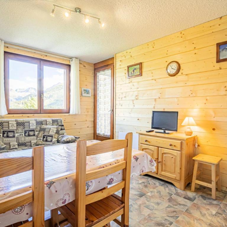 Résidence Corniche - En étage supérieur avec une belle vue dégagée sur les montagnes. MAE-4953 - Appartamento - 1