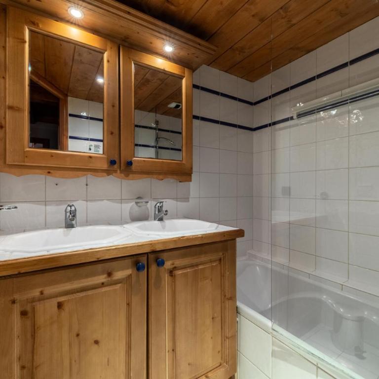 Résidence Fermes De Meribel Bat A - Duplex situé dans le quartier de Méribel village MAE-5833 - Apartment - 7