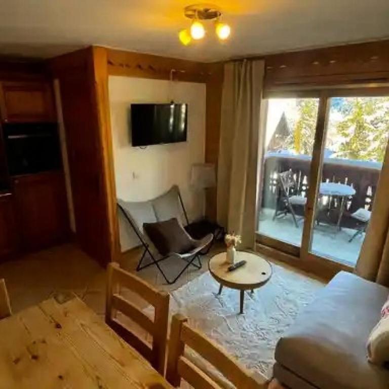Résidence Fermes De Meribel Bat A - Appartement 3 pièces 4 personnes à Méribel Village aux pieds des pistes et accès à la piscine chauffée MAE-3043 - Apartment - 2